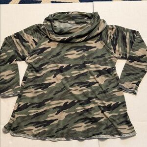 JODIFL Camo Waffle Print Shirt